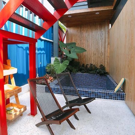 Little Ryukyu Hermit Crab Homestay Xiaoliuqiu Bagian luar foto